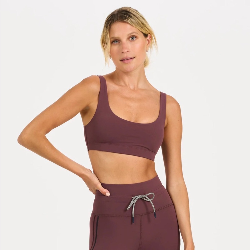 Vuori Daily Bra, Fig, Size Small